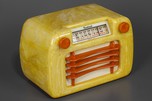 Awesome Sand with Butterscotch Catalin Sentinel &rsquo;Wavy Grill&rsquo; 284 Radio